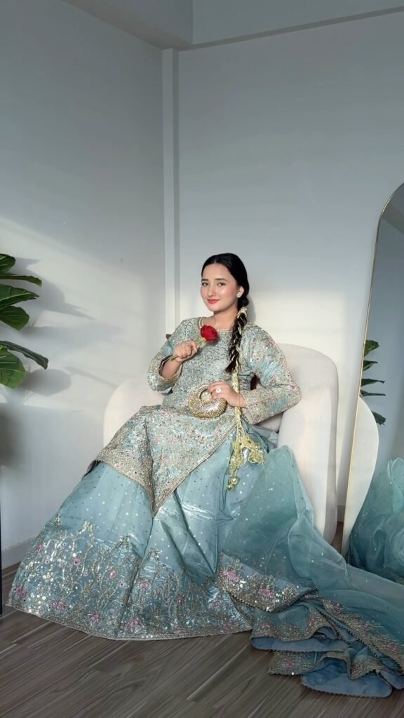 Zarmineh | Stitched